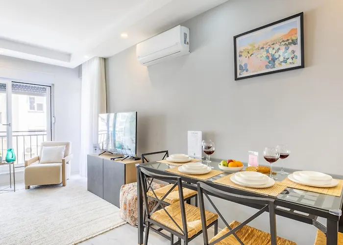 Modern House & Location & Oldtown 10 Min Lägenhet Antalya